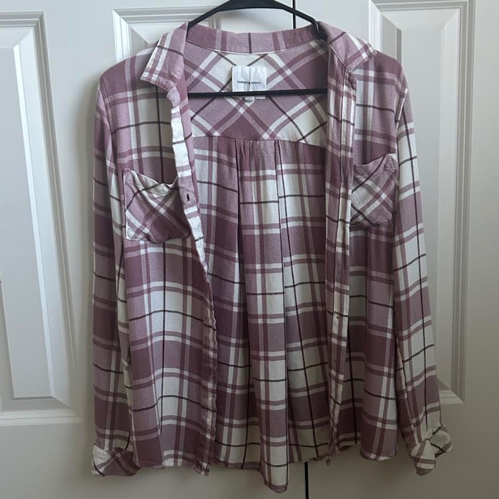 Lightweight Flannel Button-Up Shirt